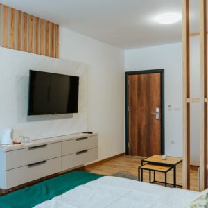 Moderna spavaća soba sa francuskim ležajem - Apartmani Vrdnik - Vila K2